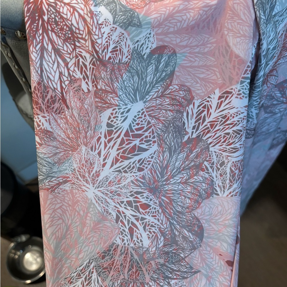 Onzie Pink and Gray Patterned High Rise Leggings, Size Small - Picture 6 of 8